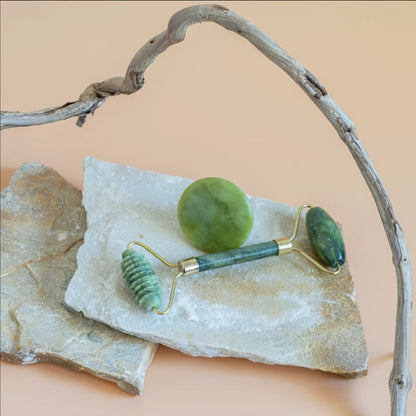 Rouleau de Jade Glacéa – Massage Facial & Éclat Naturel Glacéa